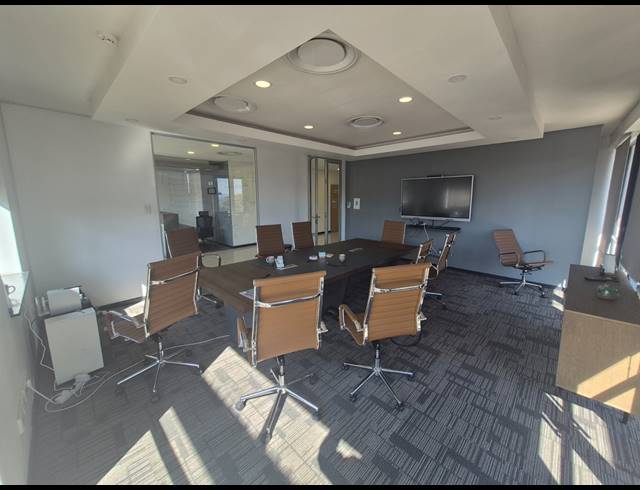 197M² OFFICE TO LET IN WOODMEAD